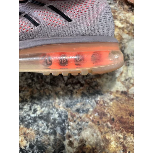 Women’s Nike Air Max 2016 - Picture 5 of 9